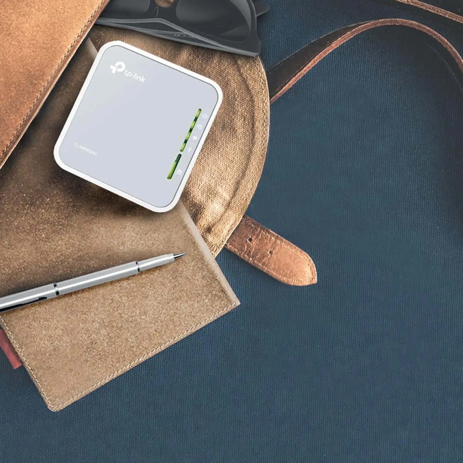 TP-Link AC750 Wireless Portable Nano Travel Router(TL-WR902AC) - Support Multiple Modes, 1 USB 2.0 Port - 71GroOt4BvL._AC_SL1500_